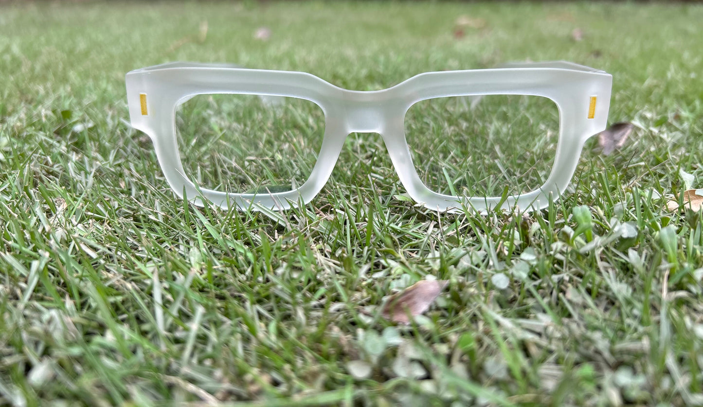 Premium quality trendy frame sunglasses for men & women