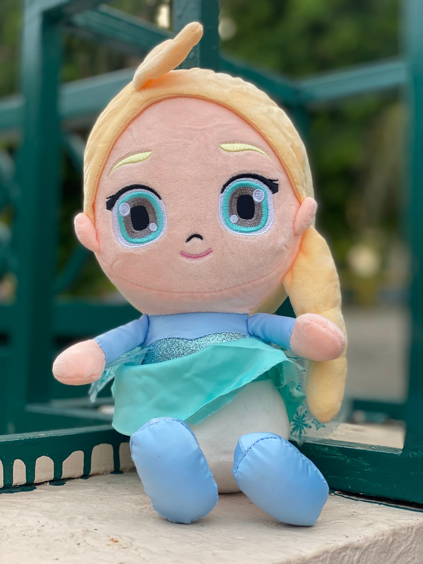 Disney character doll plushie - Elsa & Sofia