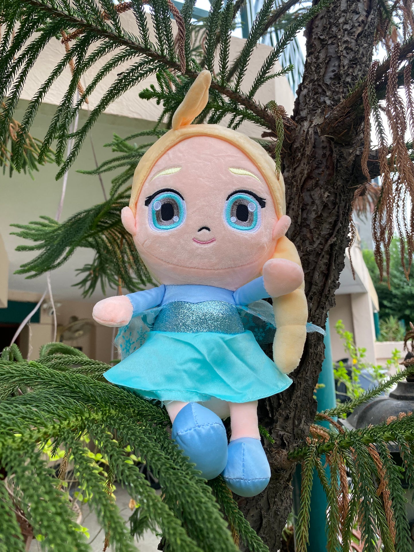 Disney character doll plushie - Elsa & Sofia